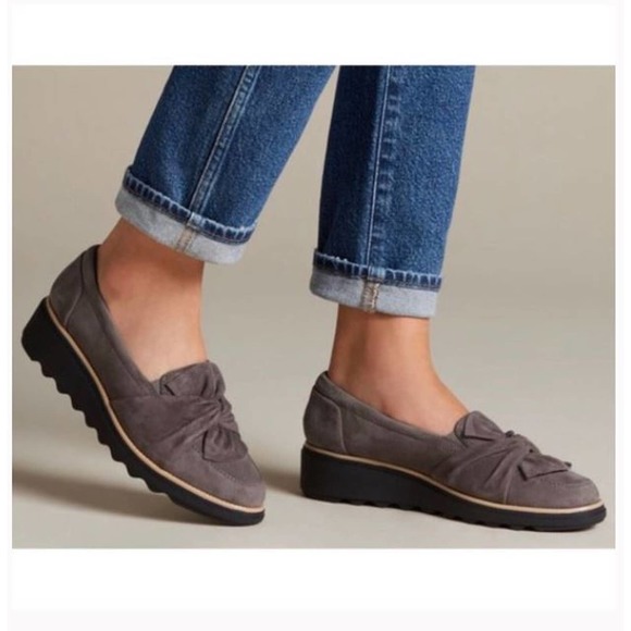 CLARKS Sharon Dasher Loafer Suede Dark grey Size 6.5 Lightweight Platform - Picture 1 of 5
